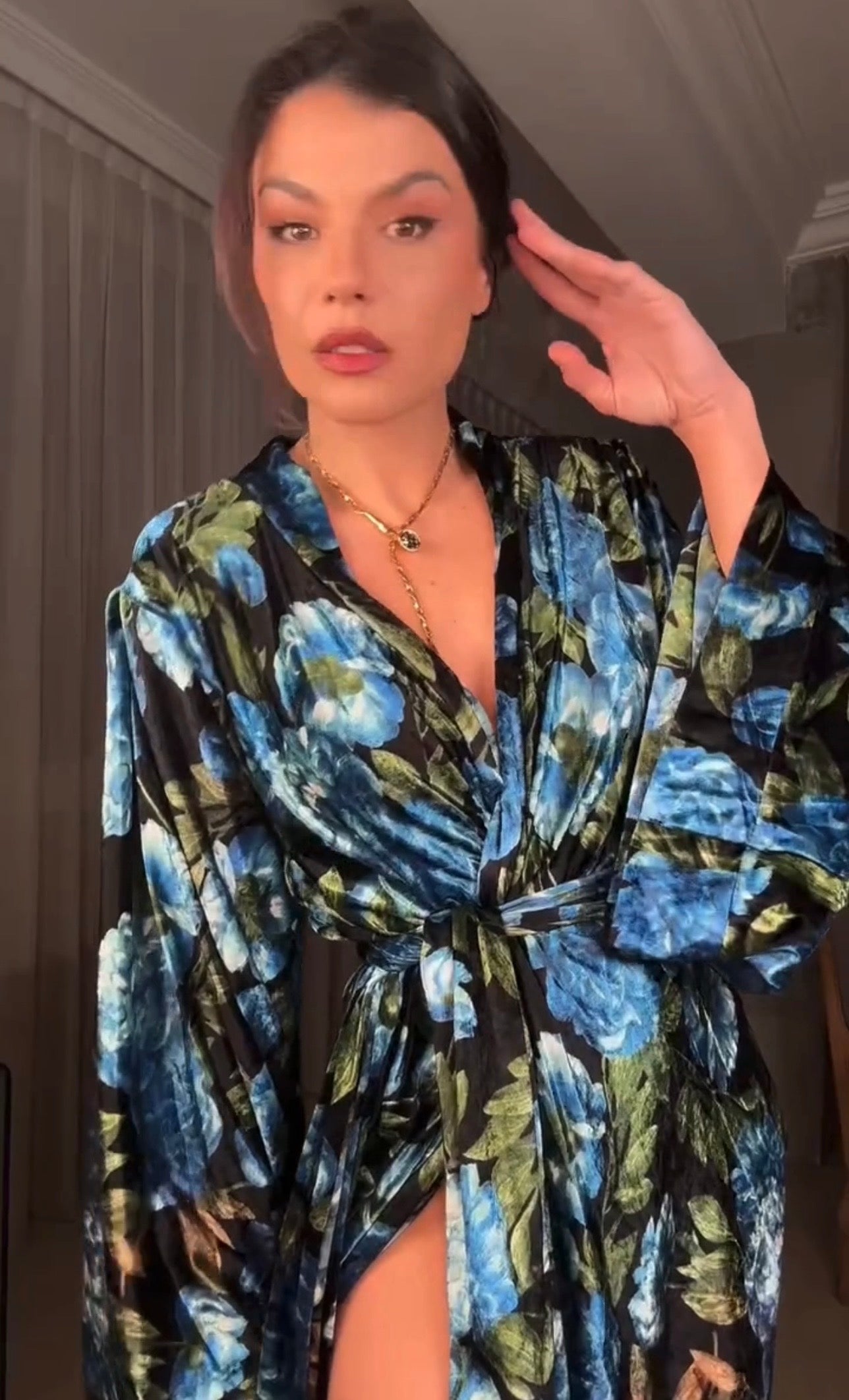 KIMONO BLUE VELVET