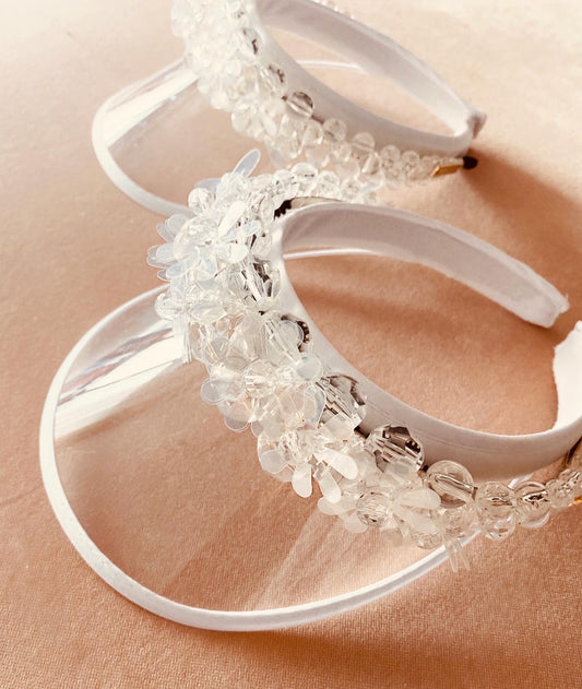 VISEIRA COSTURADA COM CRISTAIS